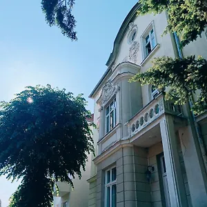 Apartment Hacienda